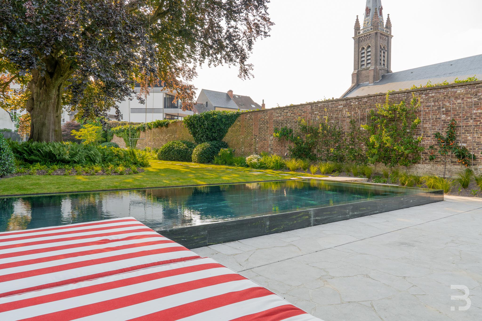 Afbeelding project Bouwkundig infinity pool | Eva Green kr